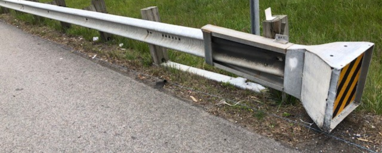 photo of end guardrail treatment